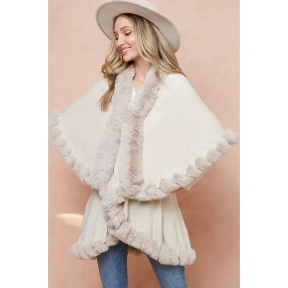 Ivory Solid Faux Fur Trimmed Knit Sweater Cape Poncho Shawl Cardigan Sweater